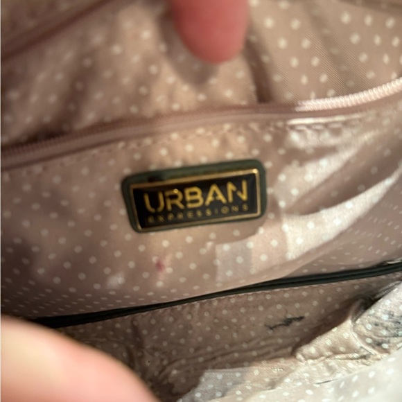 Urban Expressions Olive Floral Crossbody Bag - Picture 7 of 11